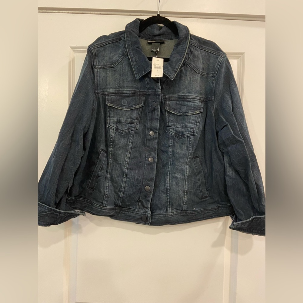 Women’s NWT Lane Bryant Plus Size Jean Jacket Size 26